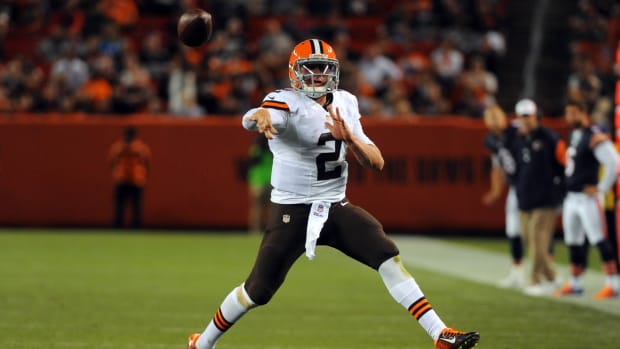 Aug 28, 2014; Cleveland, OH, USA; Cleveland Browns quarterback Johnny Manziel (2) at FirstEnergy Stadium. Mandatory Credit: Ken Blaze-USA TODAY SportsAug 28, 2014; Cleveland, OH, USA; Cleveland Browns quarterback Johnny Manziel (2) at FirstEnergy Stadium. Mandatory Credit: Ken Blaze-USA TODAY Sports